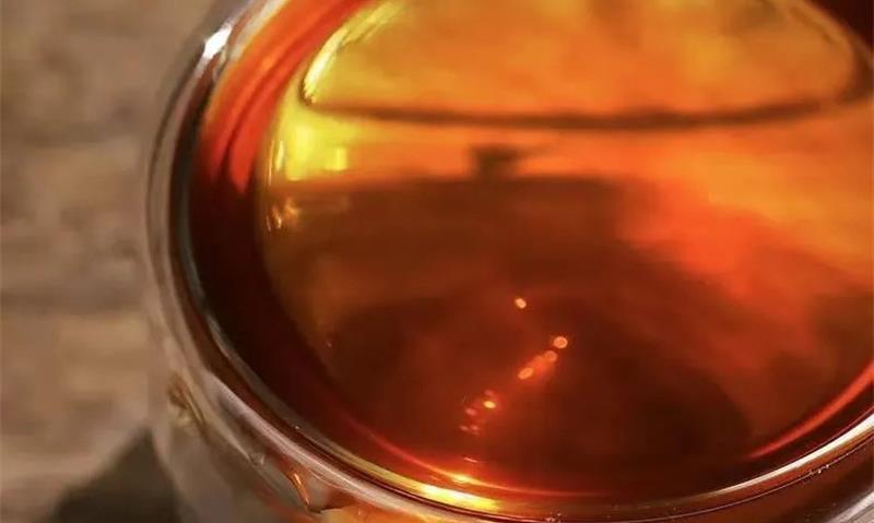 泡黑茶用什么壶好？