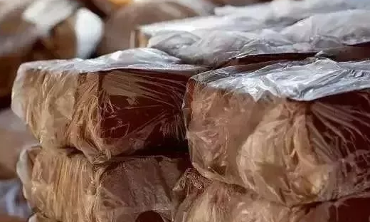 紫砂小知识：紫砂壶打碎了，能不能磨成粉和成泥重新做成壶？