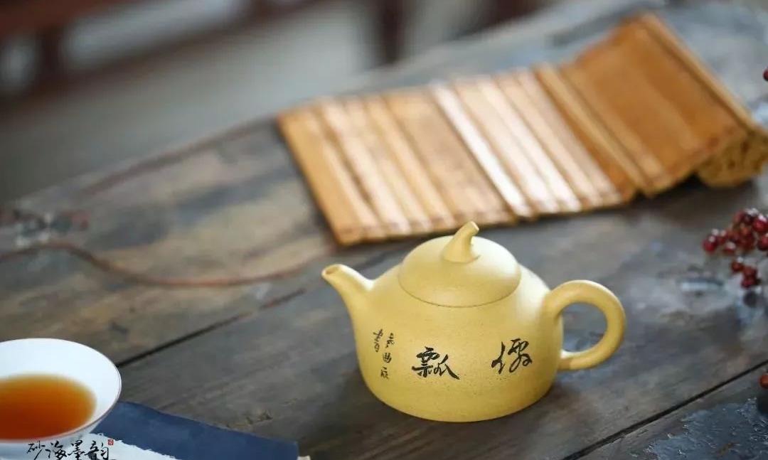 你还在用这种方式检查紫砂壶的气密性？