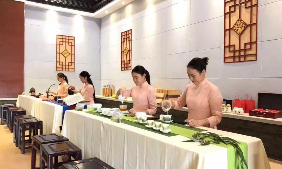 中国茶艺的现状与未来辩论稿
