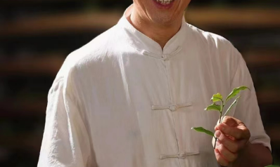 陈两固：培养茶叶青年人才 助力茶产业“后继有人”