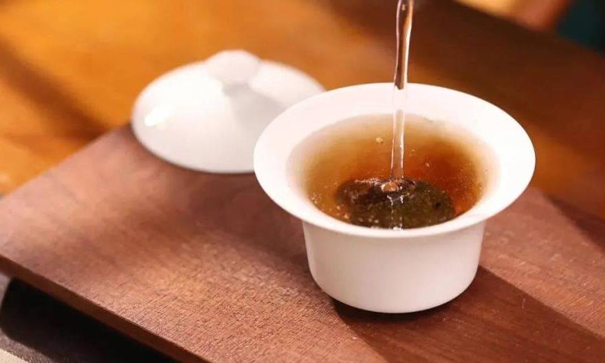 如何冲泡小青柑？