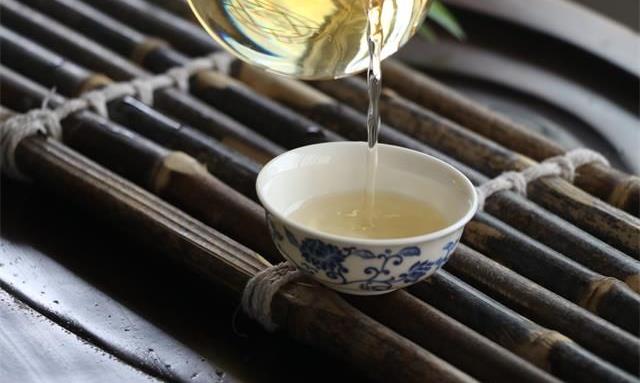 ​茶在杯中是风景，茶在心中是人生