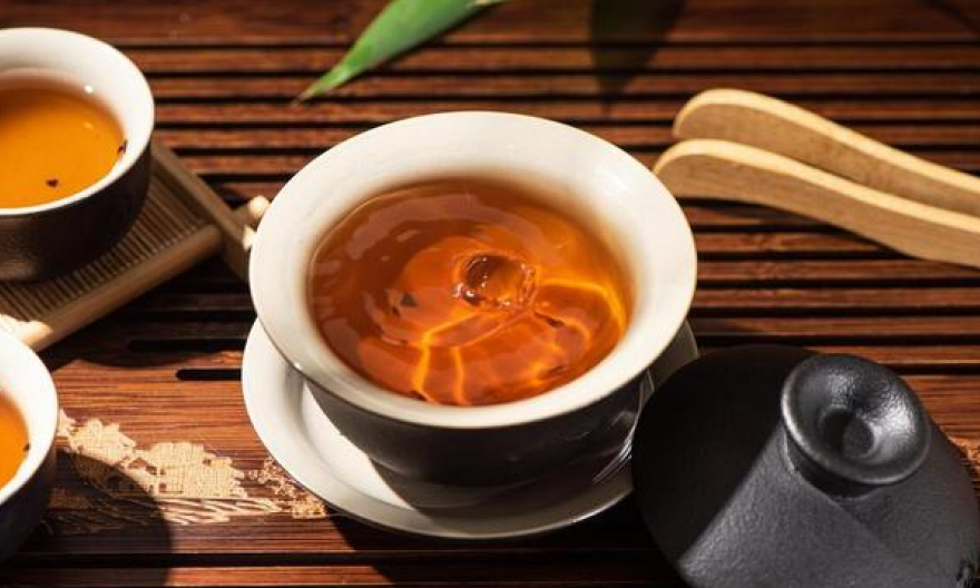 花未开全才是常态 茶倒半满才有姿态