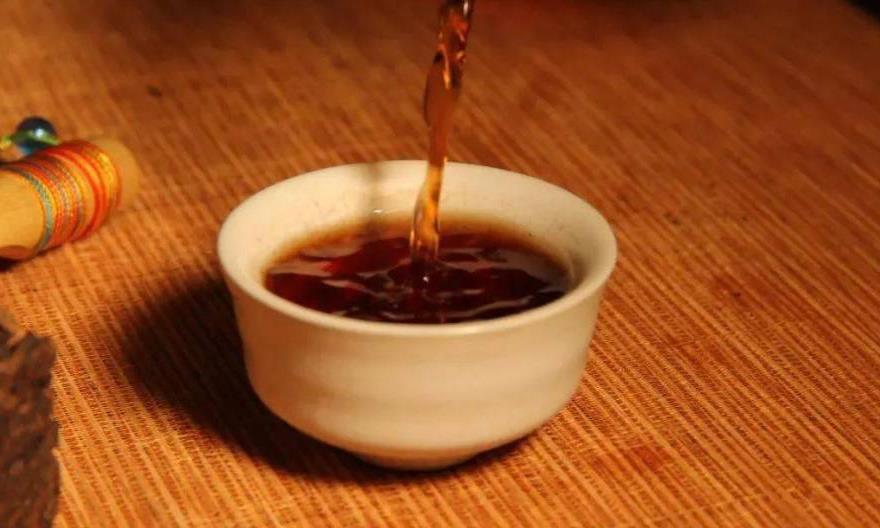 什么样的环境适合保存普洱茶？