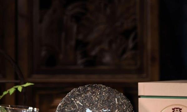 版纳 VS 杭州两地测评，带你了解普洱生茶和绿茶到底有什么区别？