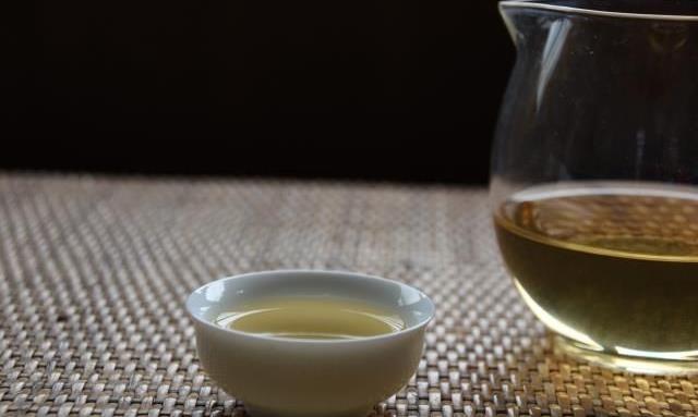 普洱春茶好还是秋茶好