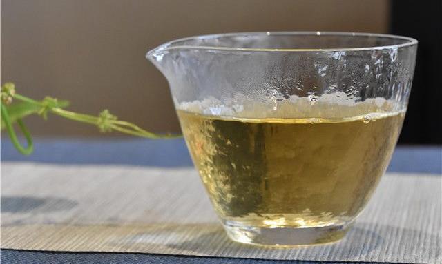 弯弓普洱茶的特点