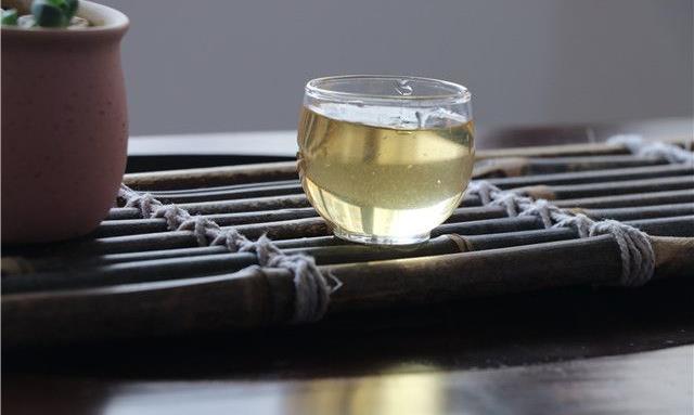 易武麻黑古树茶特点