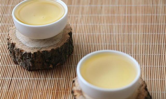 易武弯弓普洱茶口感特点