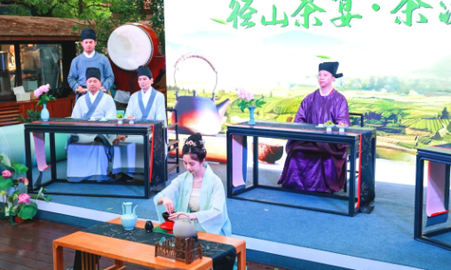 周颖：“径山茶仙子”的“点茶成金”路