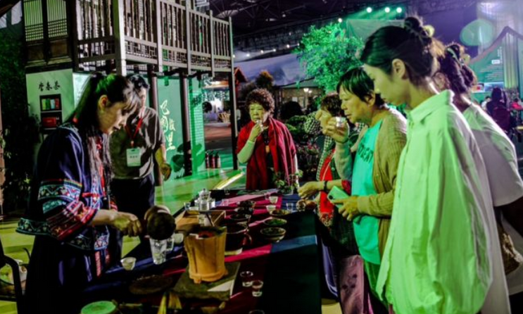 宣汉茶叶在第十三届四川国际茶叶博览会期间备受青睐