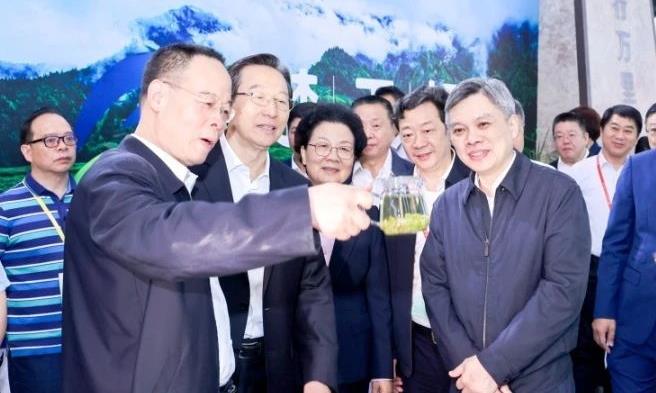 第六届国际茶博会在杭州开幕！ 楚天好茶、恩施硒茶组团亮相