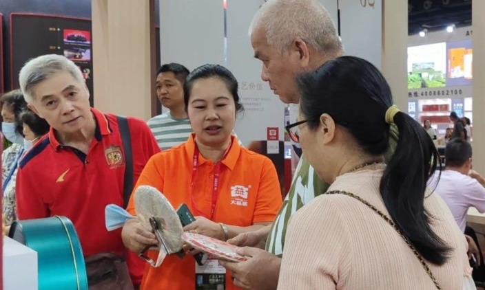 2024广州春季茶博会 乔木老树登陆大益馆引爆关注
