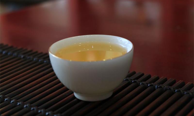 听茶的声音，听得到的纯净，听得到的人生至味