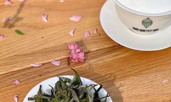 一茶一人品,知茶如识人