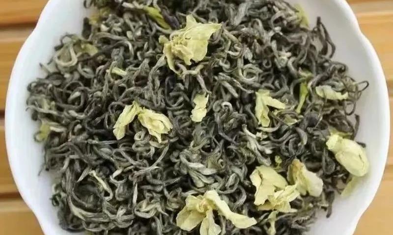 碧潭飘雪是什么茶?