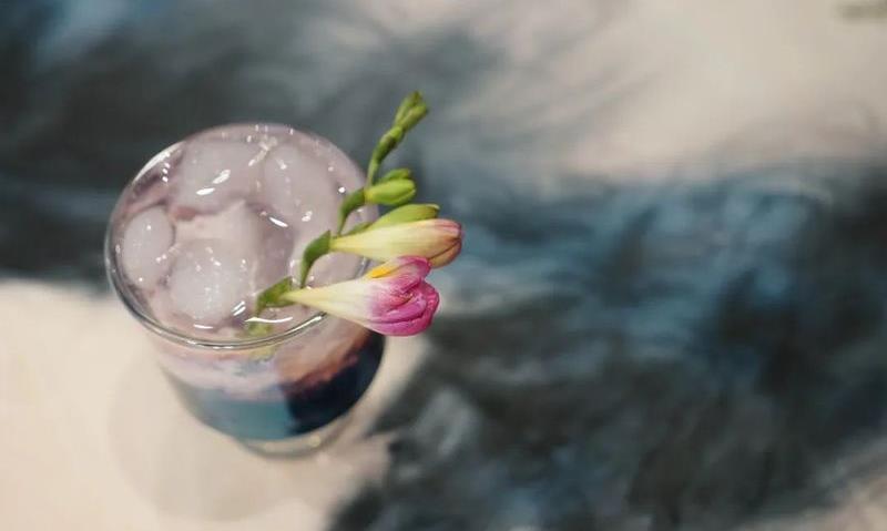 茶里,岁月满杯