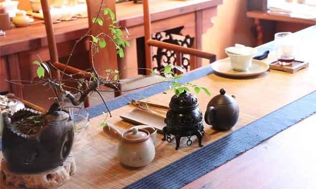 有间茶室，装得下平静、快乐