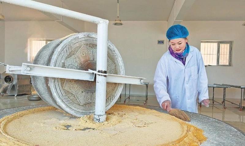 张利：把小米茶做成“大产业”