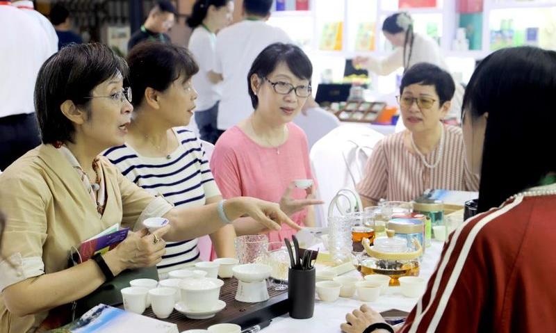 梵净山茶抱团亮相上海茶博会