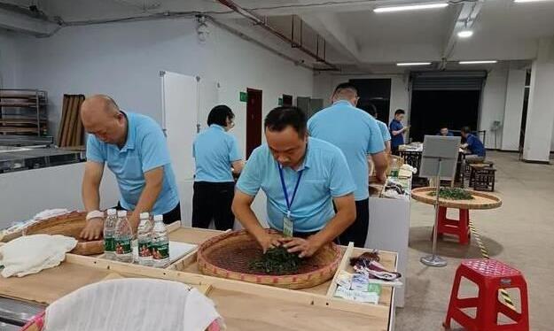 仪征制茶大师陈苏生喜摘全省技能大赛桂冠