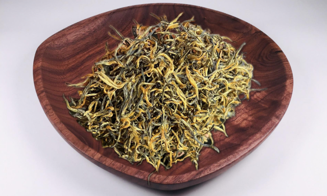 倾注10年心血,紫金这位“茶王”只为一杯“紫金蝉茶”