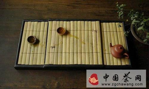 清纯静美茶里世界