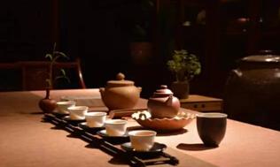 只是享受喝茶的感觉而已!