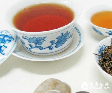 白毫银针与白琳工夫茶
