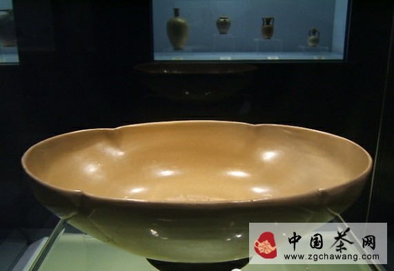 夺得千峰翠色来——如冰似玉的唐代越窑青瓷