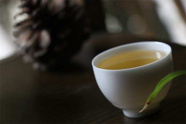 是否“条索越肥大，茶品质越好”呢？