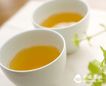 茶叶的辨别及饮用技巧