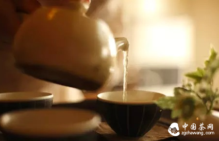 茶不是束缚,非懂不可!坦荡为人,惬意喝茶