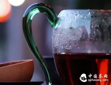 常喝浓茶对健康的四大危害,你知道吗?
