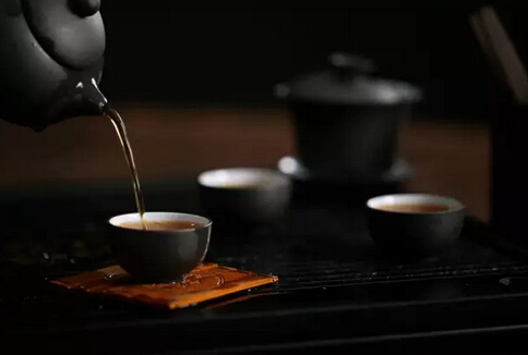 茶静如斯,不畏白衣苍狗