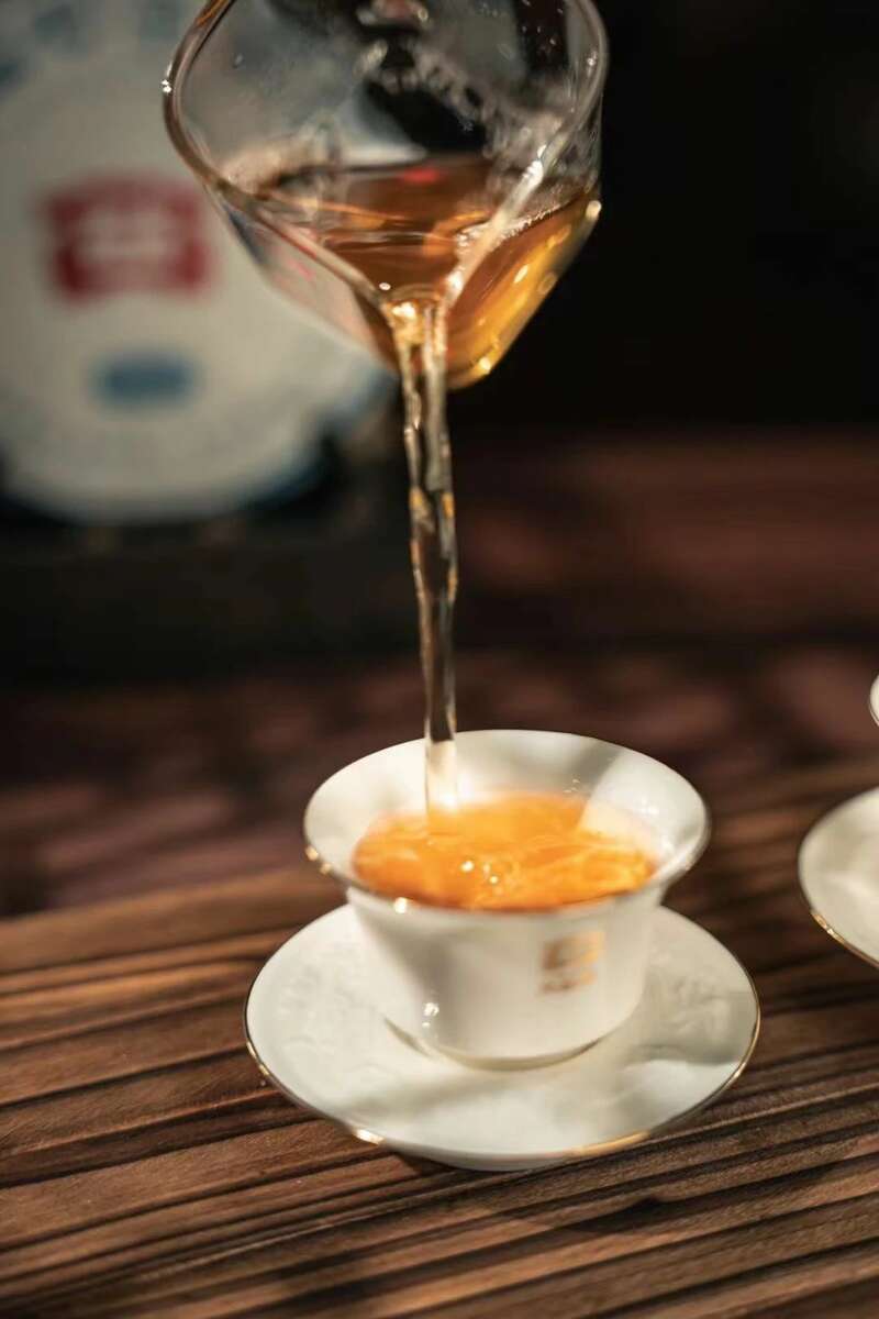 迎接春茶季 让我们以一篇美文来赞美茶、赞美茶人