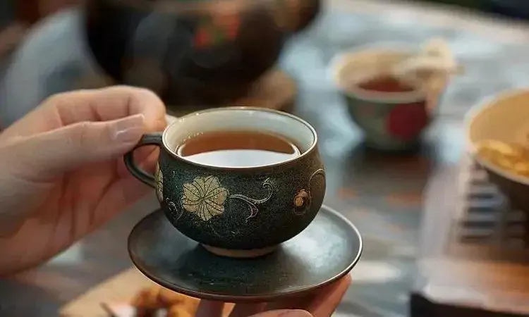今日腊八节,多喝茶,多养生!