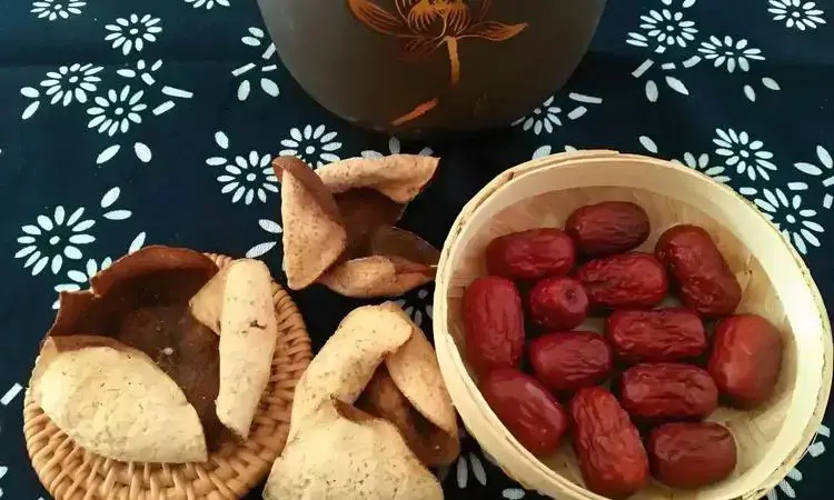 冬至后健脾很重要,陈皮和它们一起煮,是效果超棒的“健脾方”,调理脾胃,补益气血!
