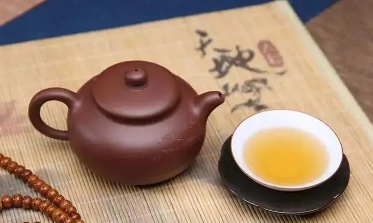 宜兴紫砂壶:泥火交融的千年艺术