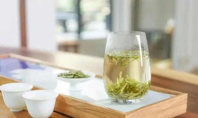 闻名中外的西湖龙井