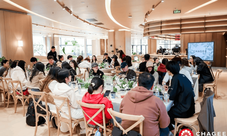 上市后首份财报公布 霸王茶姬门店数达6681家