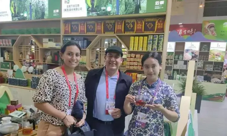 南博之约:法国咖啡邂逅云南普洱茶