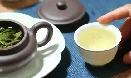 三伏天的正确喝茶指南