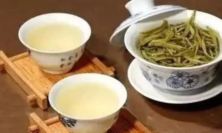 老茶壶泡,嫩茶杯泡
