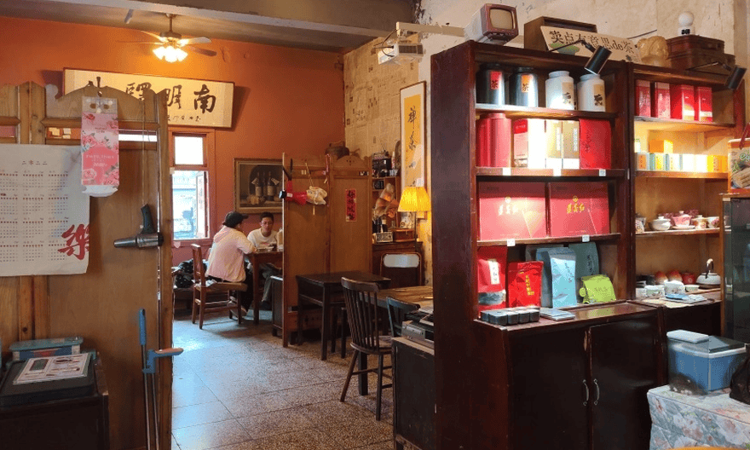 有一种“避暑旅居”仪式感叫：喝一碗“避暑茶”